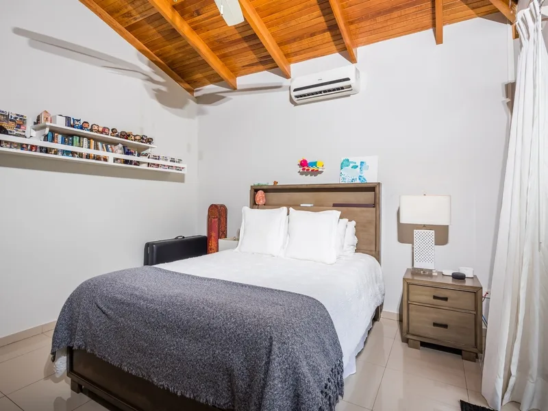 7 Bed Single Family Homes For Sale in Huacas, photo 14