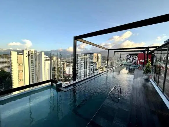 Live Above It All – 21st Floor Condo with Epic Views of San Jose Nunciatura 1bed condo