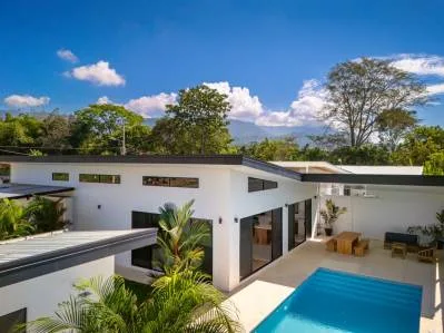 Impecable nueva construcción con diseño moderno y características premium, photo 4