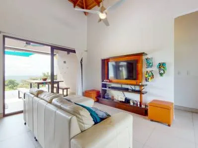 Casa en venta: vista al mar, energía solar y comodidades modernas, photo 3
