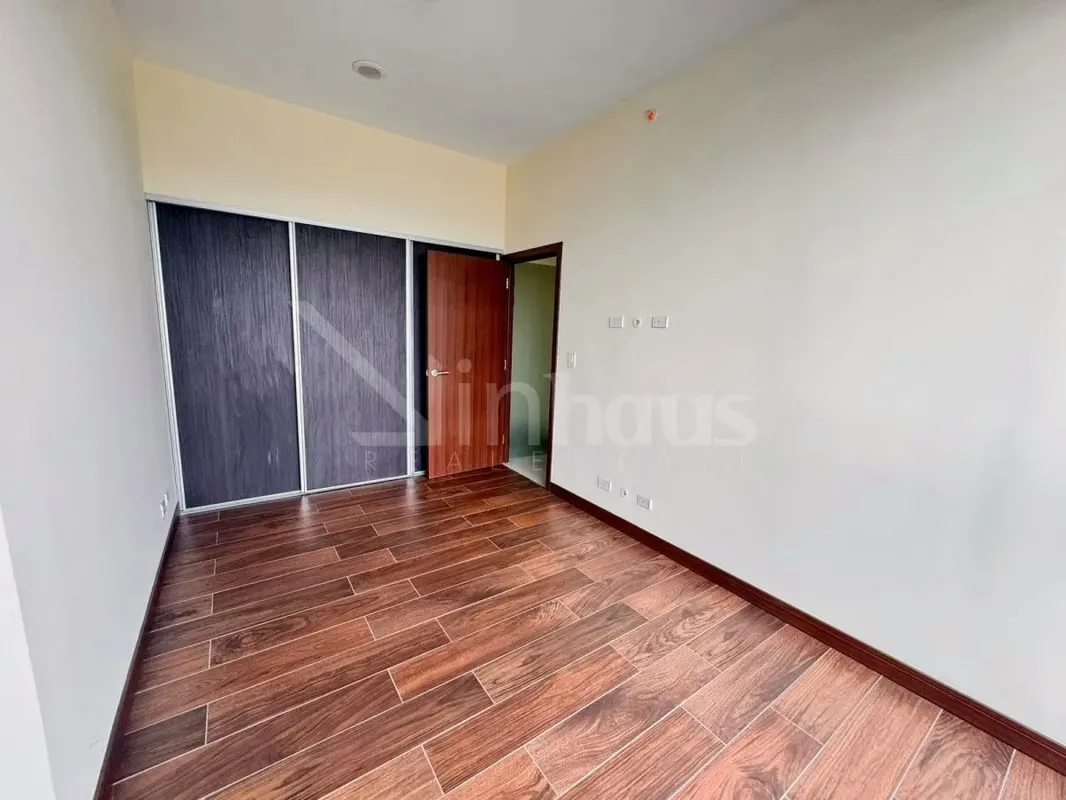 3 spacious rooms. 2 Bathrooms with modern finishes. 87 m ² of living area. 1 Underground parking included. Other level amenities On the 1st, 4th and spectacular 21st floor, enjoy: ..., photo 6