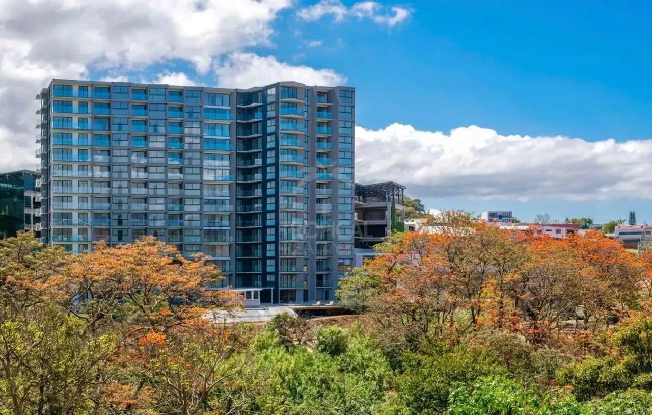 Modern Two-Level Apartment for Sale in Soho Paradisus – Rohrmoser