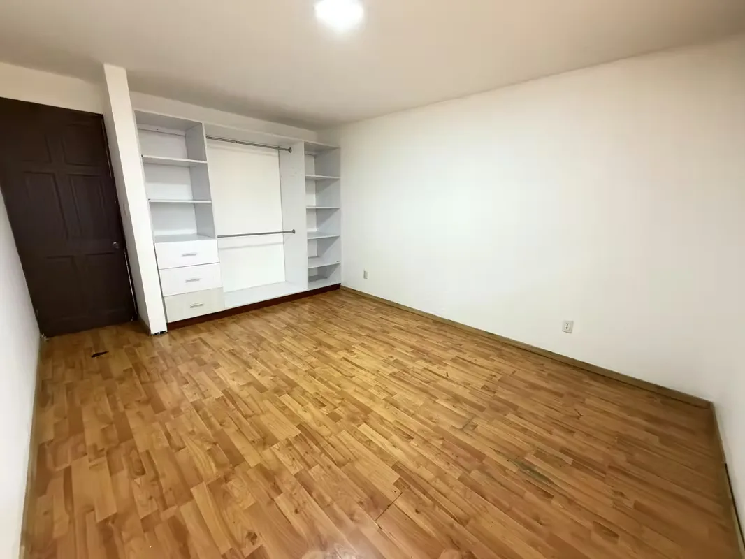 Amplia y cómoda casa de dos niveles ubicada en zona residencial en Moravia, distrito San Vicente, a pocos pasos del Colegio Las Américas. Con 295 m² de construcción sobre un terreno ..., photo 16