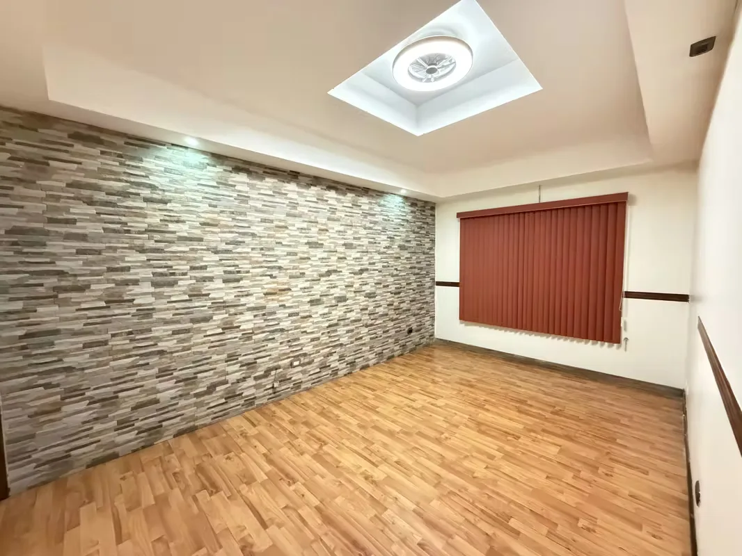 Amplia y cómoda casa de dos niveles ubicada en zona residencial en Moravia, distrito San Vicente, a pocos pasos del Colegio Las Américas. Con 295 m² de construcción sobre un terreno ..., photo 7
