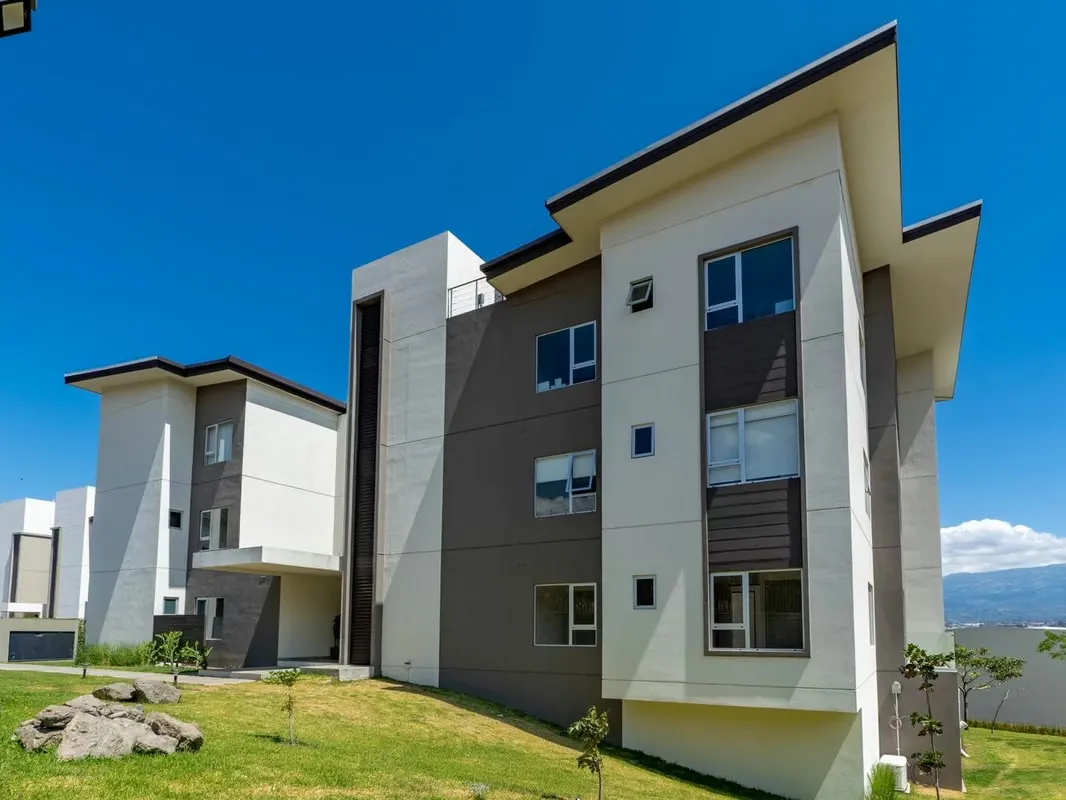 APARTMENT FOR SALE IN DUKANA*