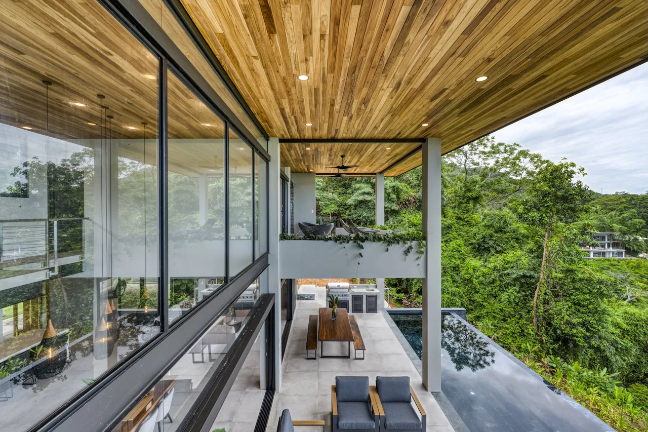 LUXURY JUNGLE PROPERTY WITH FOUR BEDROOMS AND OCEAN VIEWS, IN DOMINICALITO – 1.25 ACRES, photo 13