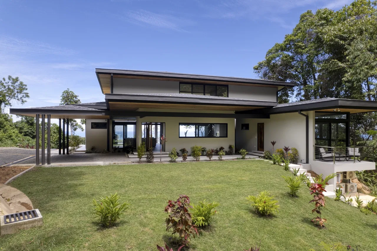 LUXURY JUNGLE PROPERTY WITH FOUR BEDROOMS AND OCEAN VIEWS, IN DOMINICALITO – 1.25 ACRES, photo 5