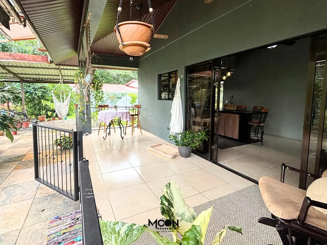 Descubre esta elegante casa de 3 dormitorios, ubicada a solo 3 km del centro de La Fortuna, en un lote de 655 m² dentro de un condominio privado y seguro. Una combinación perfecta de ..., photo 10