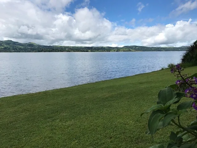 Villa Corazon: Unique LAKE FRONT property, 2 Villas and Tiny house on 5 acres with lake access.