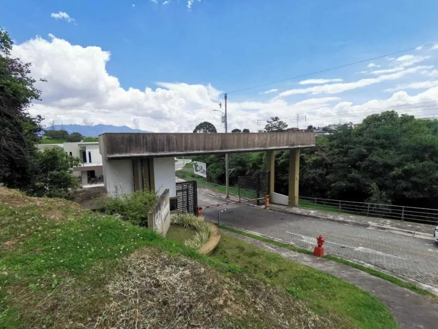 LOTE EN VENTA EN CONDOMINIO EL SAUCE, EL CARMEN DE GUADALUPE RAH 24139  - Venta en Guadalupe, photo 2