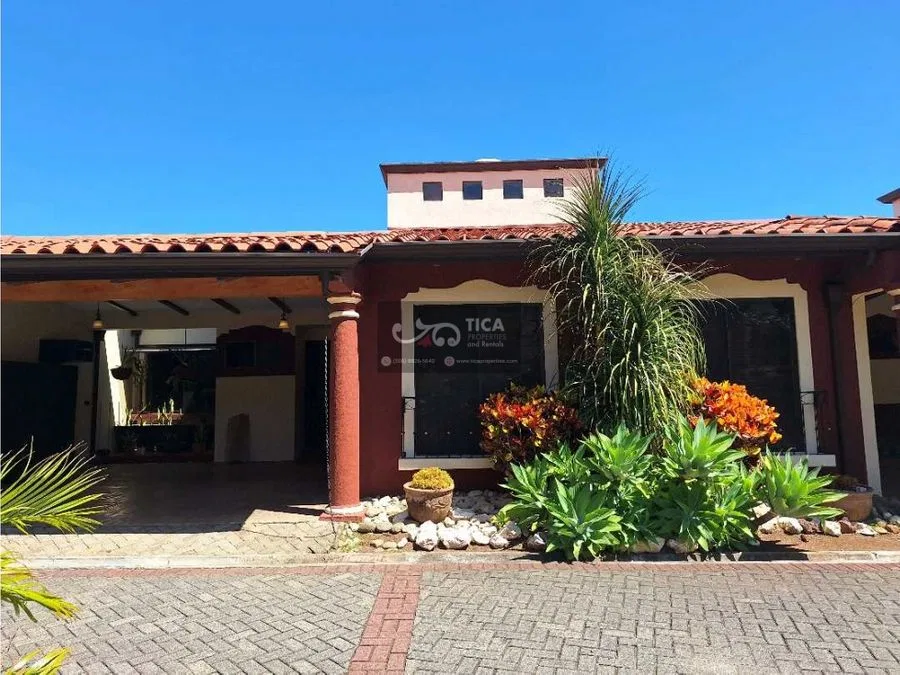 Condominio Cuidad de Brasil de Santa Ana Piscina 24/7