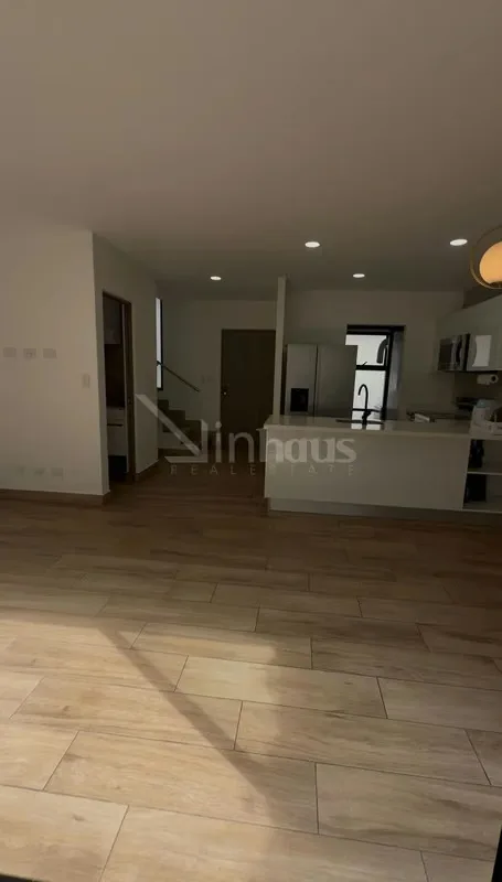 Venta de casa en condominio con amenidades ubicada en Guachipelin., photo 5
