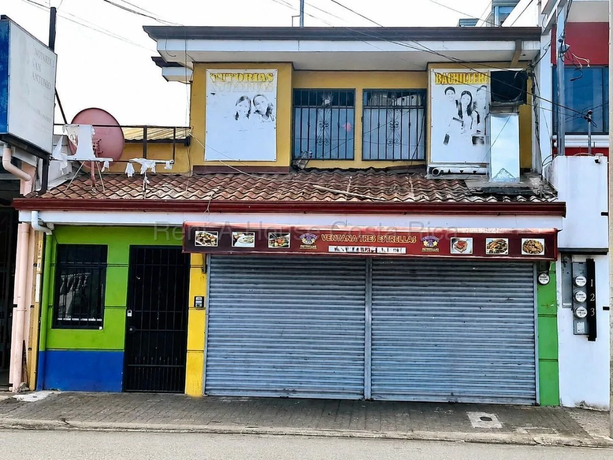 Propiedad con casa y local en venta en Mercedes Norte, Heredia - Venta en Mercedes