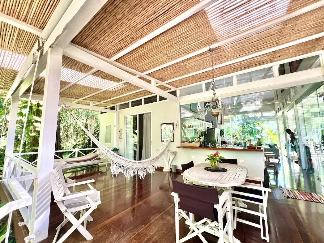 – This house is for sale in the heart of Cocles, just a few steps from the beach!, photo 6