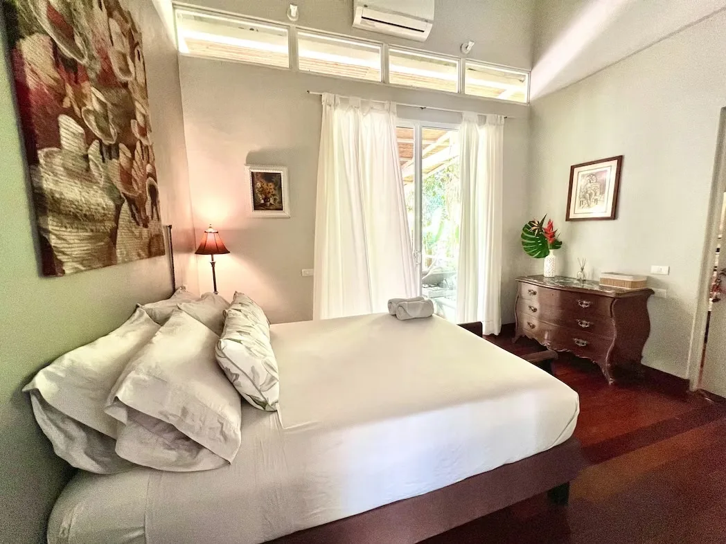 – This house is for sale in the heart of Cocles, just a few steps from the beach!, photo 7