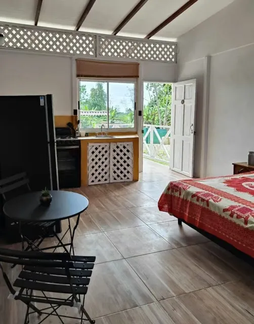 Home 5BR in Cahuita Talamanca - Near Beach - Private Casitas & Shared, photo 6