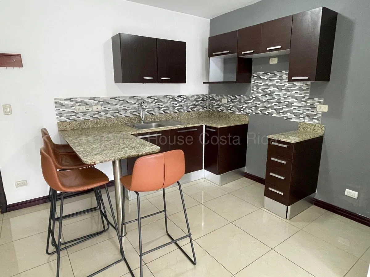 Venta | Apartamento en primer piso, excelente inversión #26-2040 GS - Venta en San José