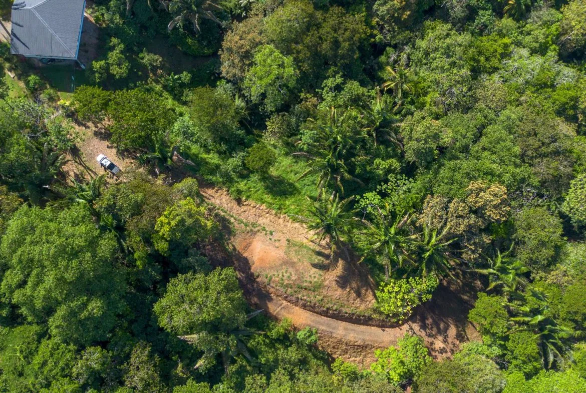 PROPERTYS IN PLAYA HERMOSA NEAR A STREAM – 1.25 ACRES, photo 8
