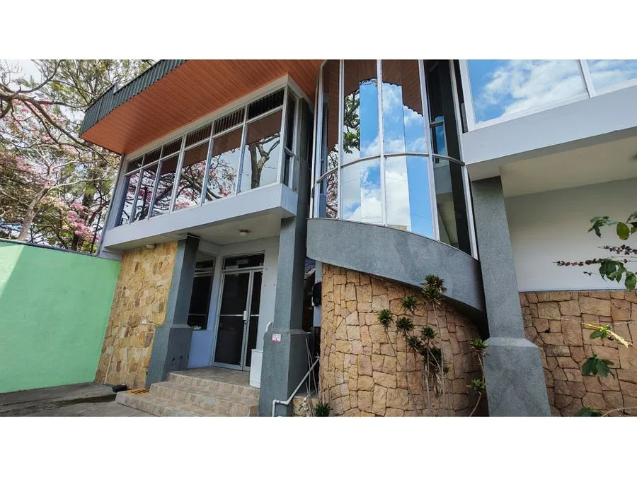 Venta de Edificio en San Antonio de Desamparados