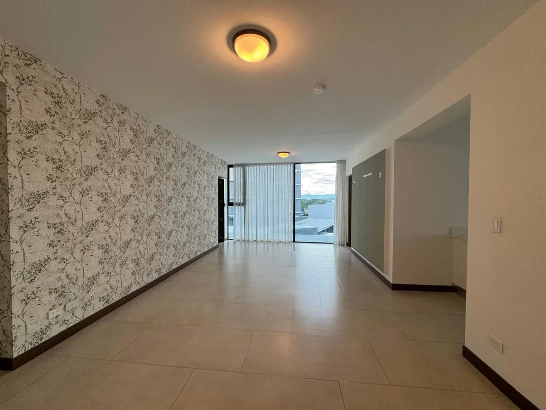 Apartamento amplio en torre exclusiva de Escazú , photo 3