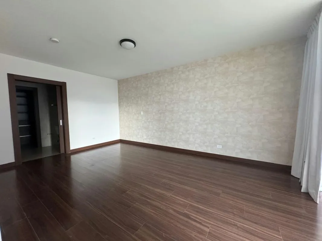 Apartamento amplio en torre exclusiva de Escazú , photo 6