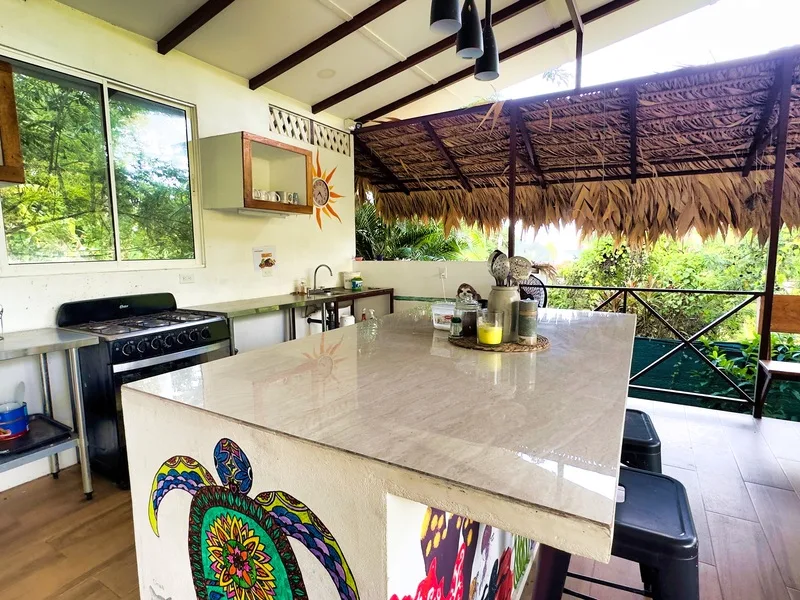 5 Bed Hotel / Leisure For Sale in Cahuita, photo 11