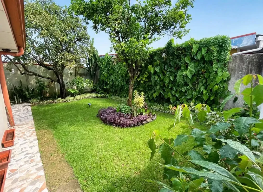 CASA EN VENTA | UNA SOLA PLANTA | CON JARDÍN EN ROHRMOSER | P660, photo 4