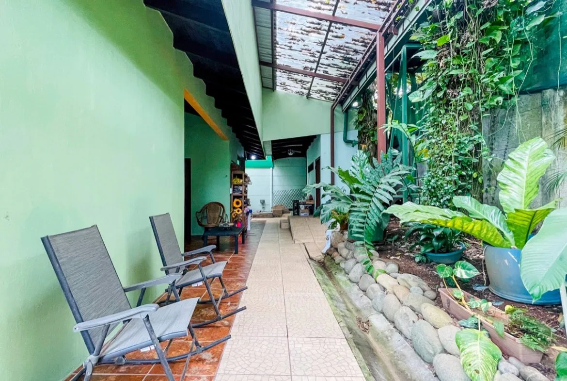 PROPERTY WITH THREE BEDROOM HOME AND PUBLIC ROAD IN FRONT, IN UVITA – 0.24 ACRES, photo 24