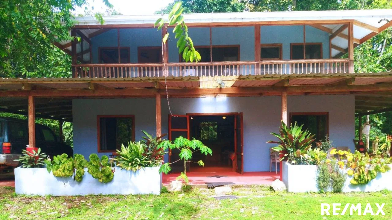 Coastal Hideaway Estate in Zancudo - REMAX Jungle Properties | Pavones Golfito Real Estate, photo 2