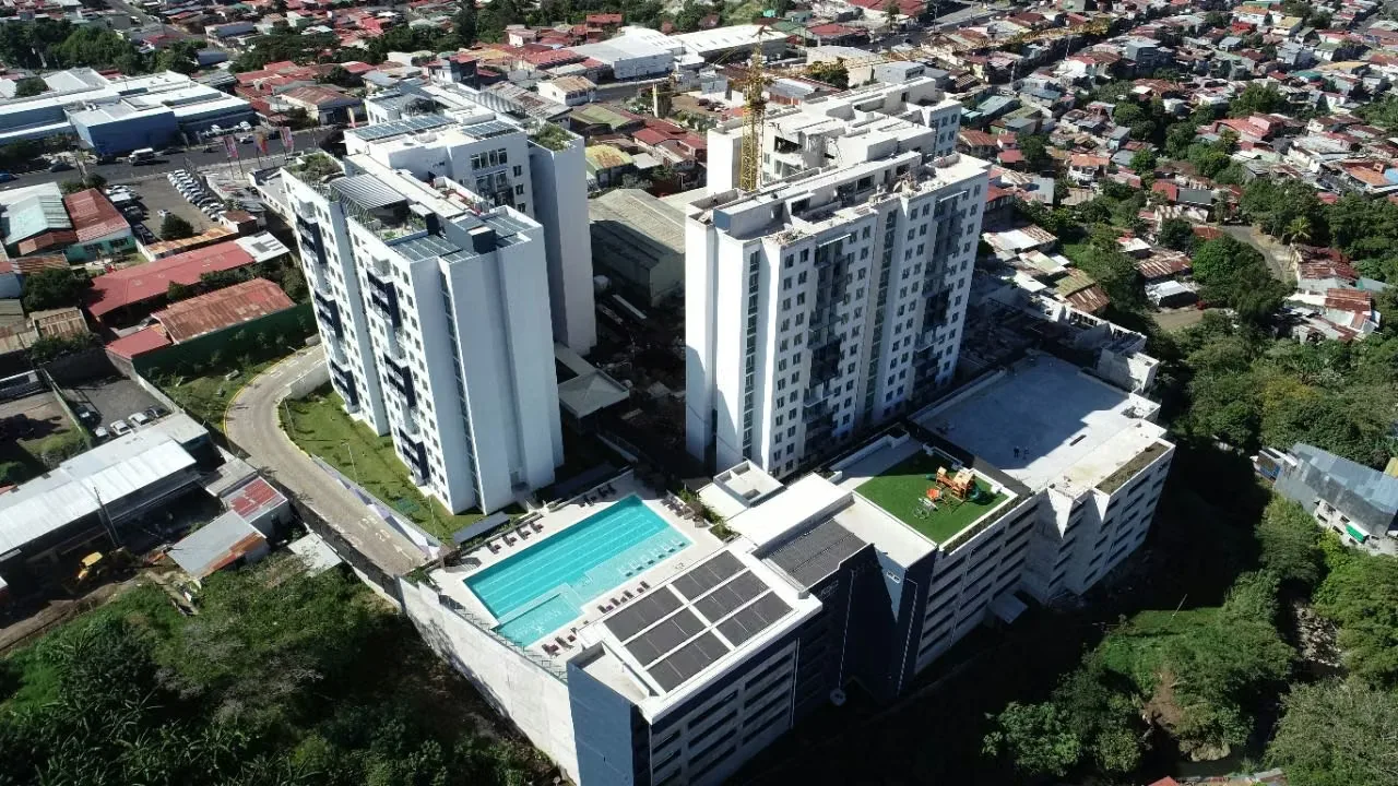 Excellent rental opportunity on a high floor, offering comfort, fine finishes, and a privileged view.