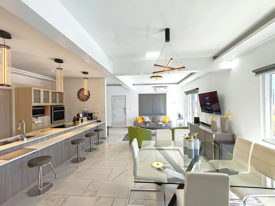 Modern Apartment for Sale – La Uruca