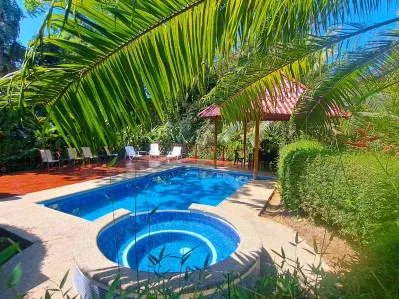 8 cabañas con piscina en una exuberante propiedad selvática en Uvita, photo 2
