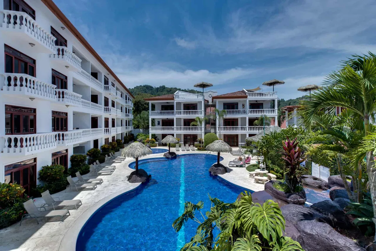 La Paloma Blanca Beach Front Condo | Costa Rica Real Estate | Jaco Realty