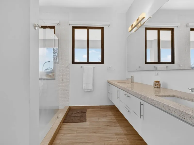 5 Bed Single Family Homes For Sale in Playas Del Coco, photo 12