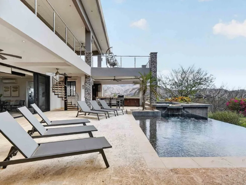 5 Bed Single Family Homes For Sale in Playas Del Coco, photo 3