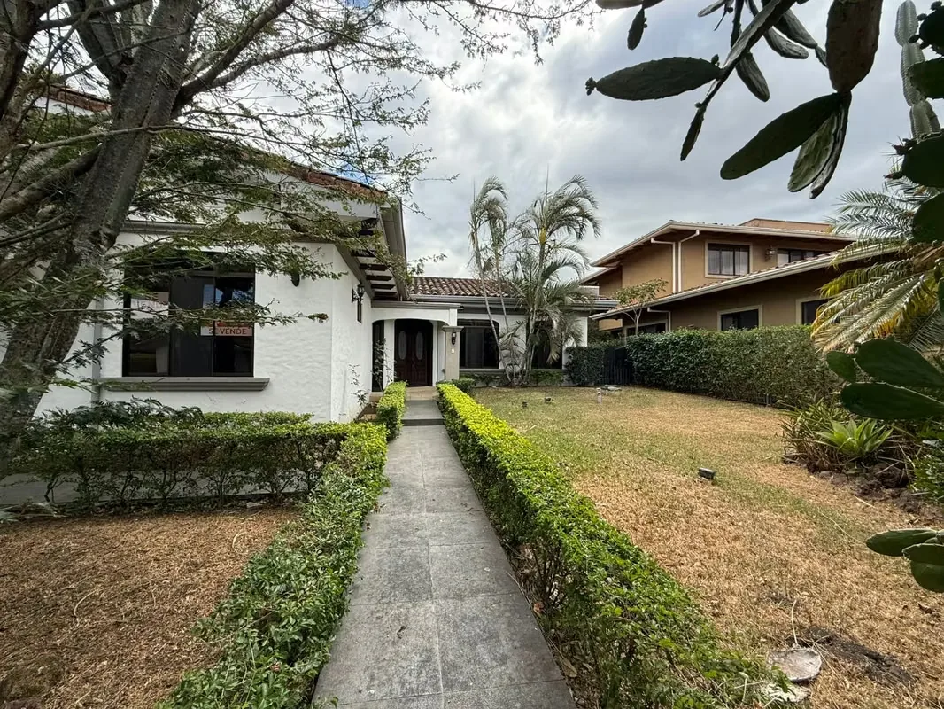 Hermosa casa de un nivel, ubicada en un condominio privado que ofrece tranquilidad, seguridad y un ambiente ..., photo 3