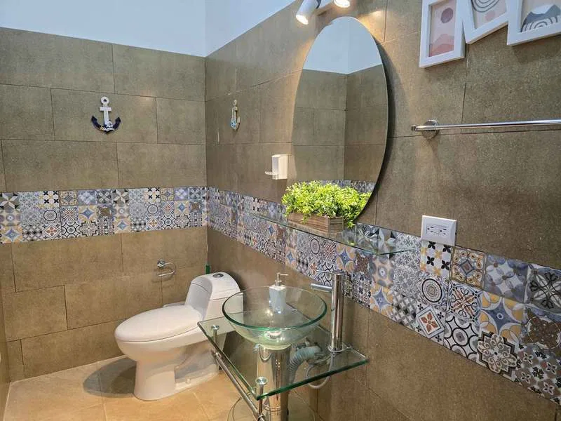 6 Bed Single Family Homes For Sale in Playa Potrero, photo 7