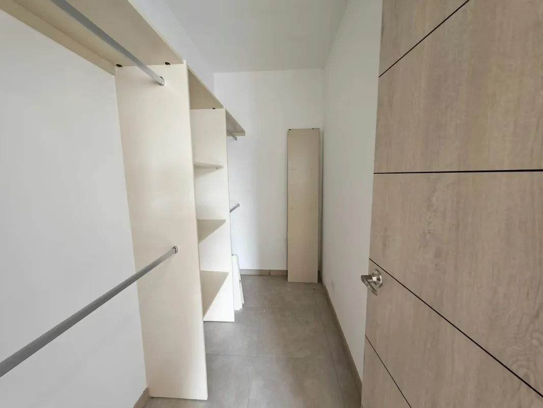 ALQUILER DE APARTAMENTO DE 3 HABITACIONES EN SANTA ANA, photo 2
