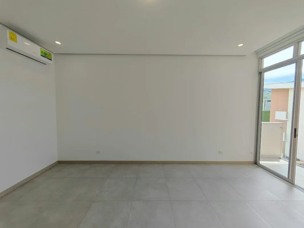 ALQUILER DE APARTAMENTO DE 3 HABITACIONES EN SANTA ANA, photo 13