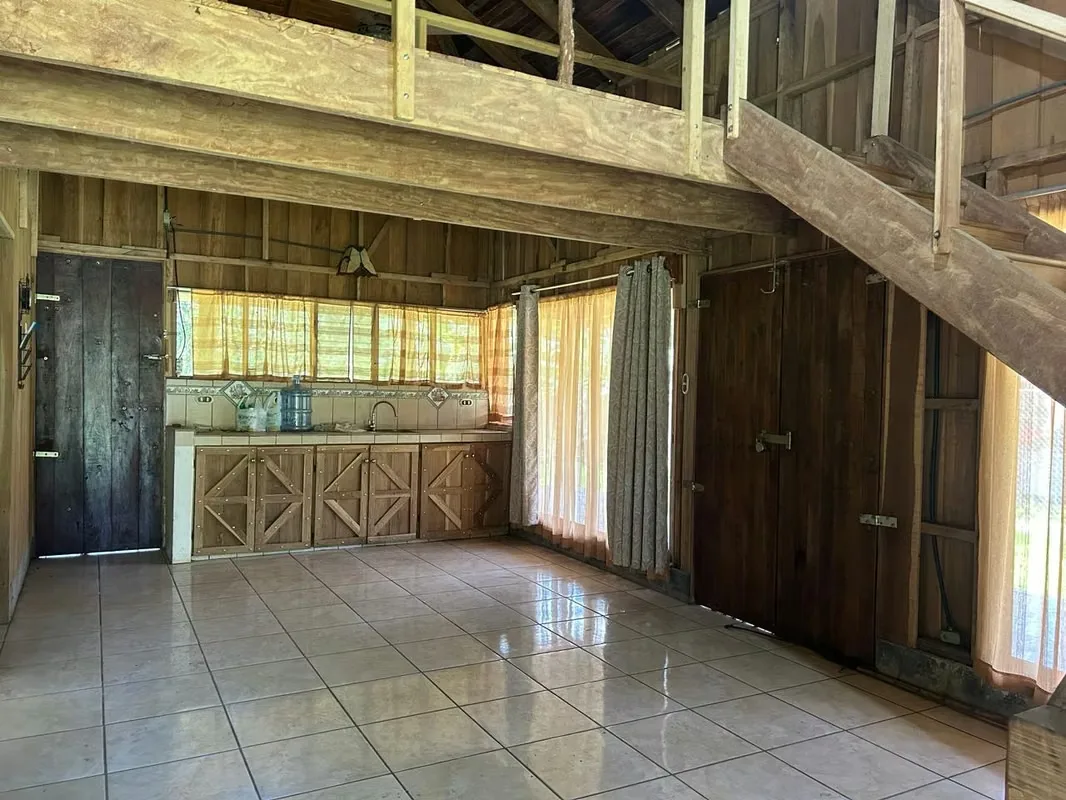 Linda propiedad de 2.368 m², completamente plana y rodeada de ..., photo 4