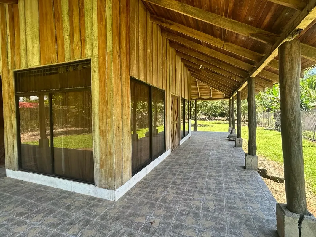 Linda propiedad de 2.368 m², completamente plana y rodeada de ..., photo 9