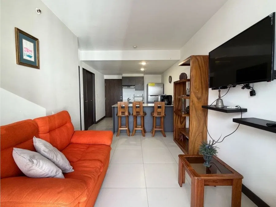 SE ALQUILA APARTAMENTO EN U NUNCIATURA AMUEBLADO