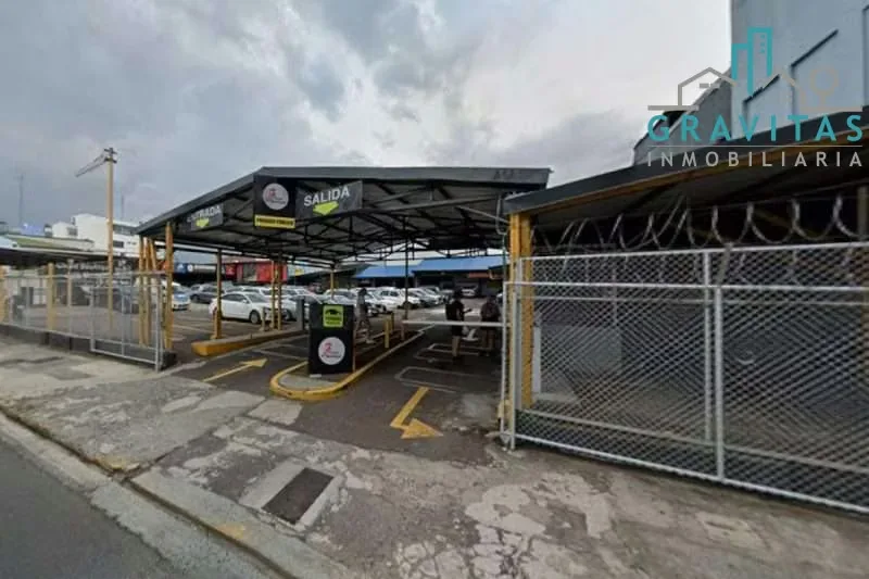 Parking lot for sale in downtown San José, 2,100 m² – ID 2025