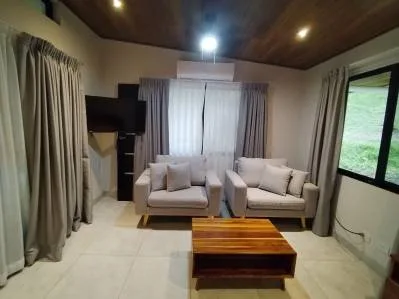 Villa Shanti: lujosa casa de 3 dormitorios en la jungla de Ojochal, Costa Rica, photo 8