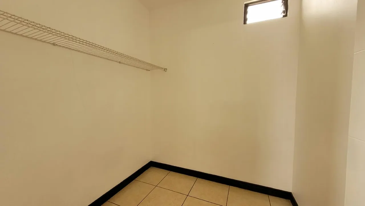 Espaciosa vivienda en Residencial Pinar de Montes de Oca, photo 3