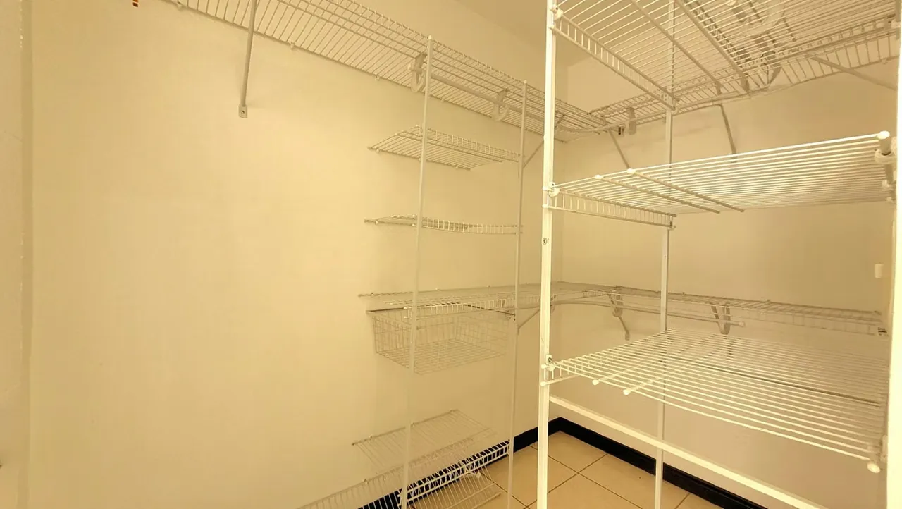 Espaciosa vivienda en Residencial Pinar de Montes de Oca, photo 8