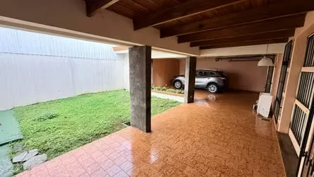 Excelente oportunidad de inversión en una de las zonas más cotizadas y estratégicas del Este de San José, ideal para clínicas, oficinas, consultorios, vivienda o renta, se puede ..., photo 13