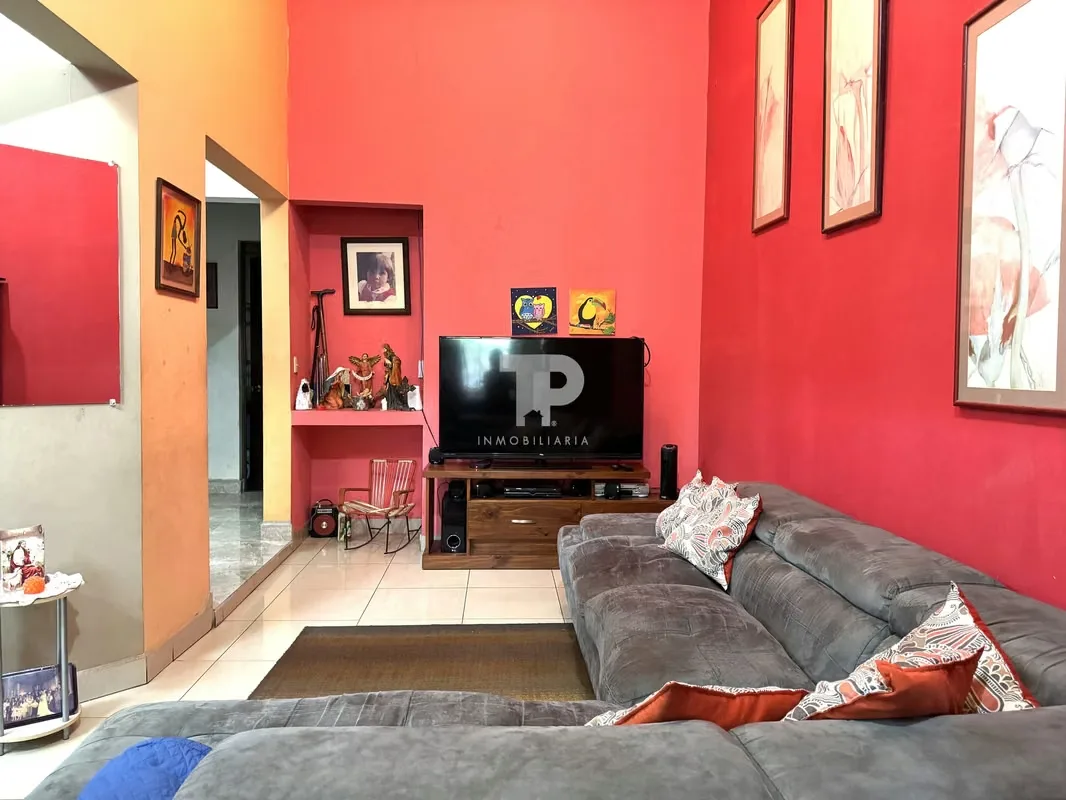Se imagina poder vivir en un terreno de 421 m2 y a la vez estar a metros del centro de Santo Domingo, y lo mejor una casa espaciosa de 1 solo nivel., photo 13