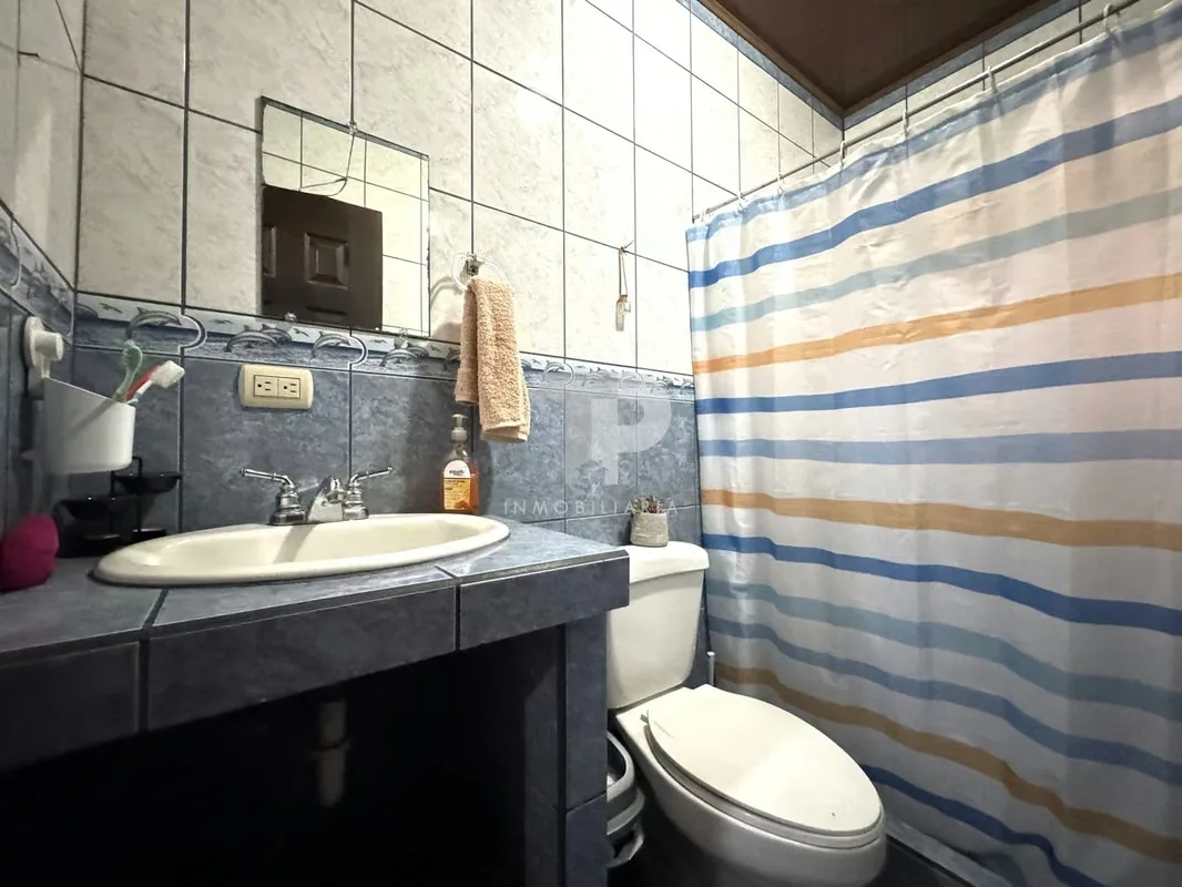 Se imagina poder vivir en un terreno de 421 m2 y a la vez estar a metros del centro de Santo Domingo, y lo mejor una casa espaciosa de 1 solo nivel., photo 14