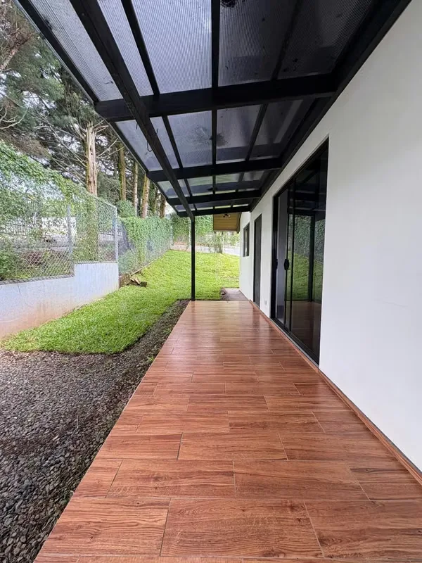Casa moderna en San Isidro de Grecia con gran terreno y vistas naturales., photo 9